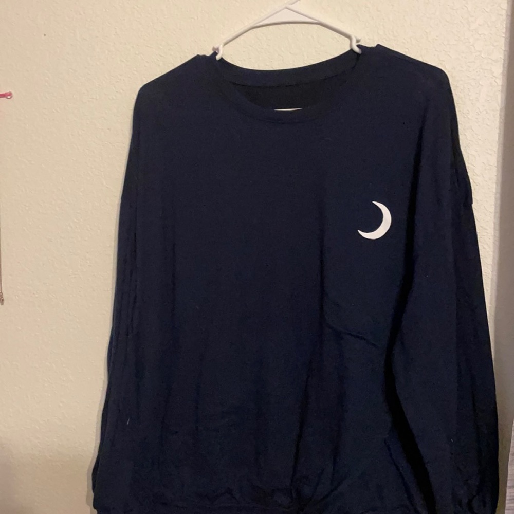 never worn size Large fits small